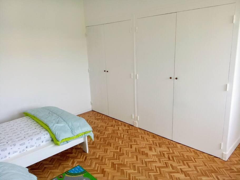 אמבואה Charmante Maison Pres Du Centre Ville מראה חיצוני תמונה