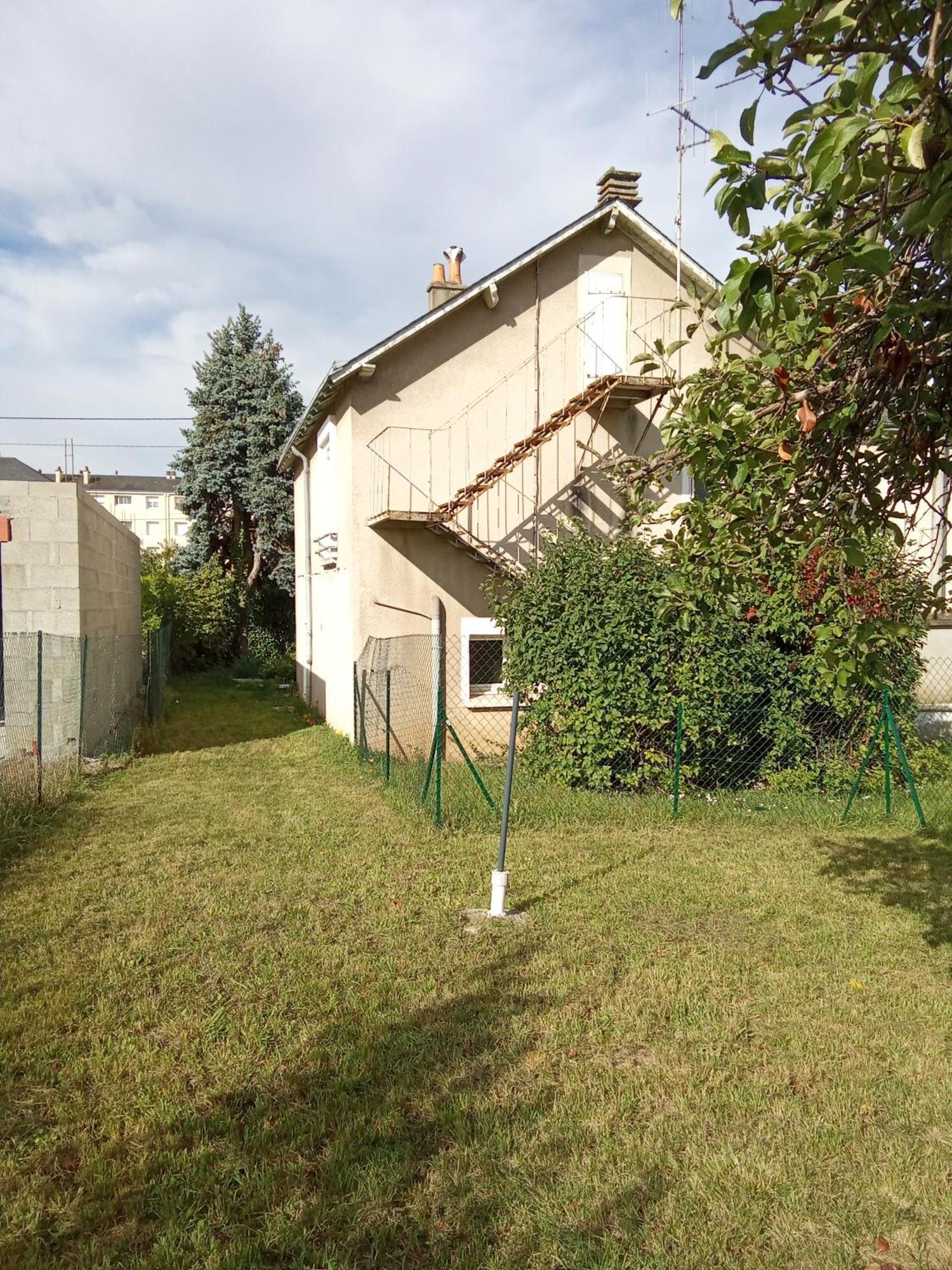 אמבואה Charmante Maison Pres Du Centre Ville מראה חיצוני תמונה